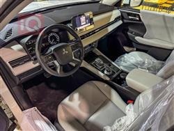 ميتسوبيشي اوتلاندر